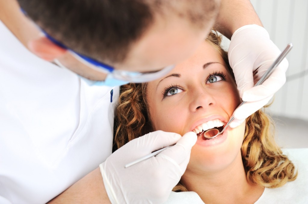 Chăm sóc răng implant hiệu quả ?